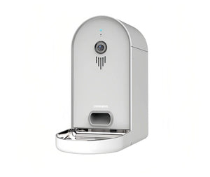 White Dogness 6 L smart camera feeder with HD lens, Wi-Fi connectivity, and stainless-steel bowl for cats and dogs.